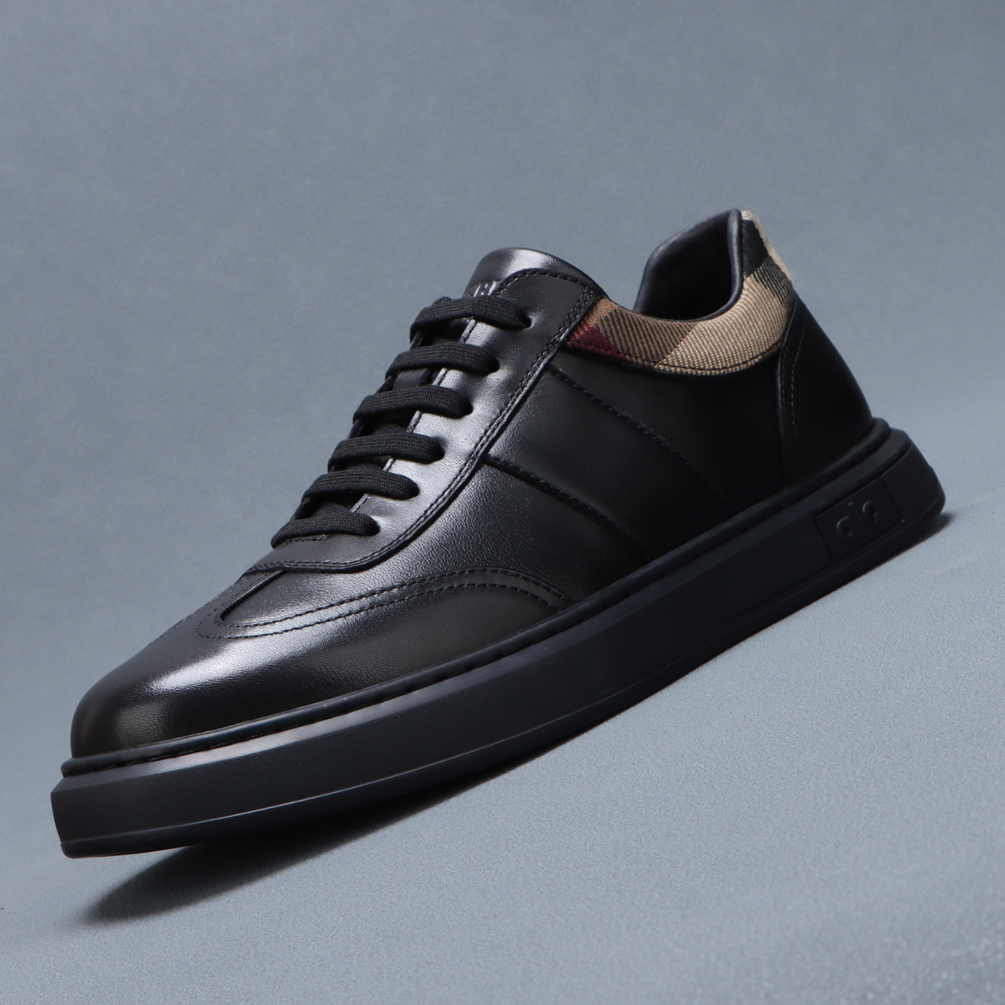 梵狮奴秋季新款真皮男士休闲板鞋