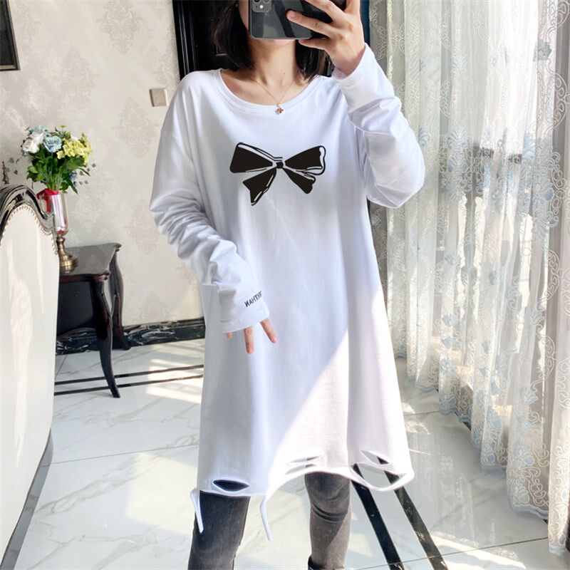 高个子秋冬女圆领加长款宽松大码字母卷边多破洞刺绣棉T恤打底衫