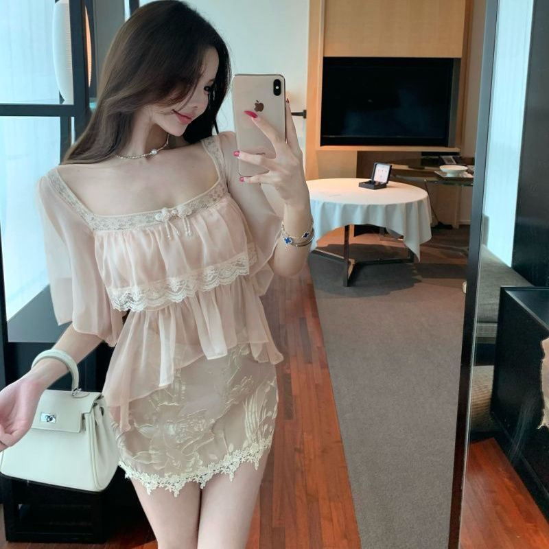 荷叶边蕾丝拼接方领短袖衬衫女夏季时尚套装提花包臀半身裙两件套