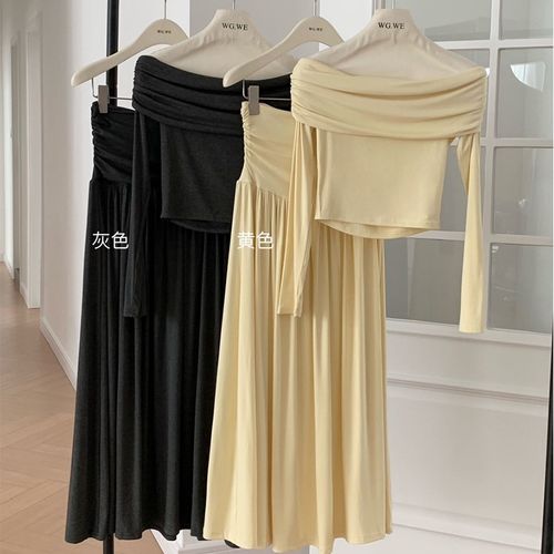 2024秋冬黑色一字肩长袖T恤女套装穿搭高腰显瘦半身裙长裙两件套