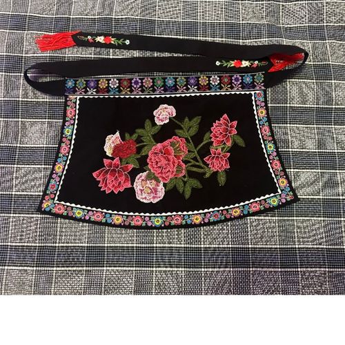 机器刺绣围腰围裙花贵州少数民族布依族服装配饰传统绣花