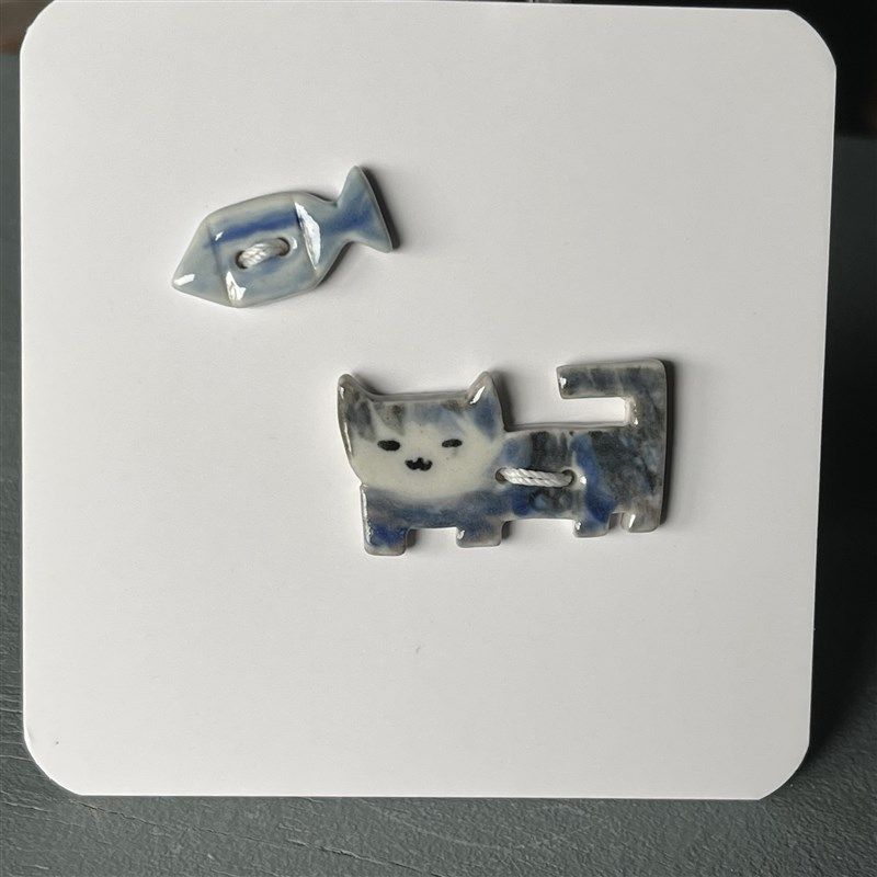 长3.1cm八百个心眼子小猫咪鱼手工陶瓷纽扣艺术扣子布艺服饰配件