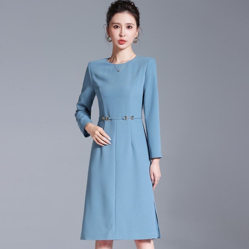 蓝色连衣裙女2024春秋新款职业正装七分袖气质高端洋气中长款裙子