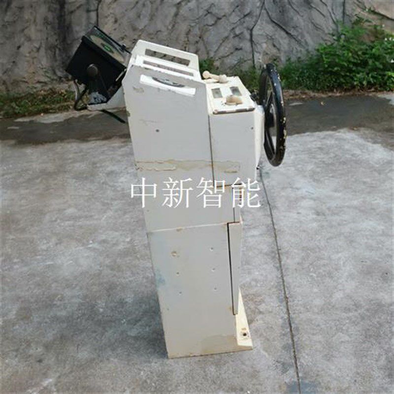 船舵驾驶台 操舵仪 船用操控仪 老船舵,工业风装饰摆件,主体