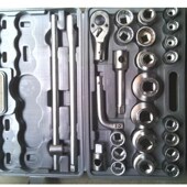 轱辘扳手 轮胎扳手 组合工具 重型26件套筒 热销劳动牌套筒组套