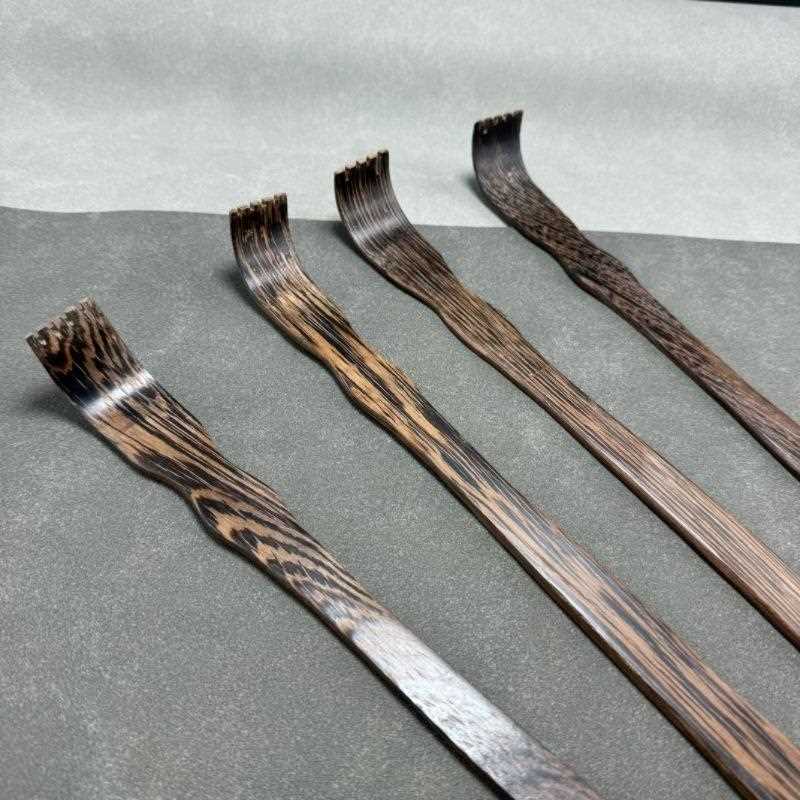 直销新款鸡翅木一体痒痒挠 整根木料一体抓痒器木质老头乐痒痒耙