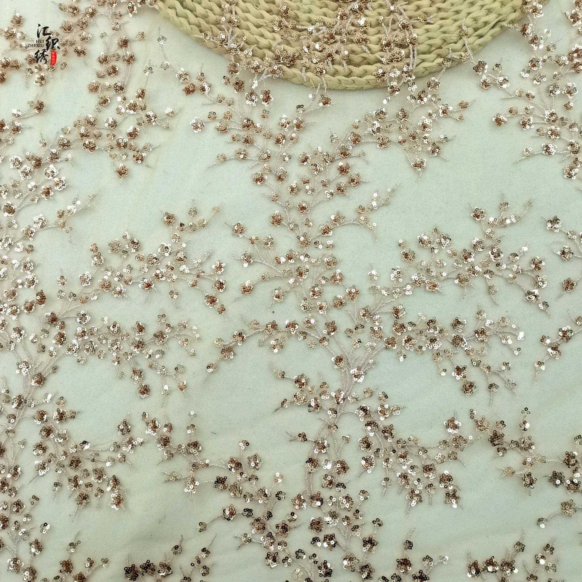 直销新款网纱树枝亮片绣花面料 网纱满幅刺绣面料 旗袍连衣裙亮片