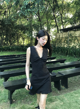 Joeyoo 时光花园 黑色连衣裙女夏蕾丝V领无袖a字短裙小黑裙