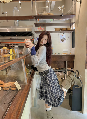 Joeyoo 设计感撞色假两件针织藏青格纹半裙女早秋新款短裙套装