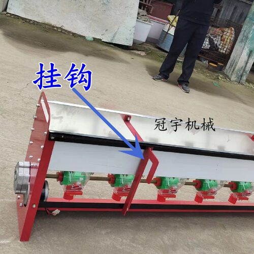 电动撒肥机48伏电动三轮车专用后挂式不锈钢撒肥机安装方便撒肥均