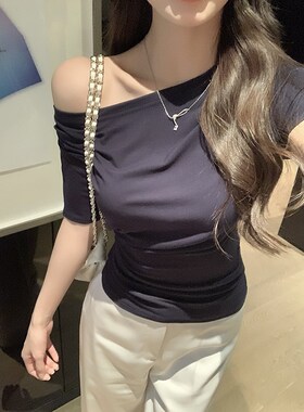 愉悦愉悦 紫色短款斜肩褶皱短袖T恤女夏季性感收腰一字肩荡领上衣