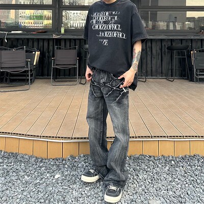 HY711 闪电裂纹做旧洗水显瘦中腰百搭宽松直筒微喇黑色牛仔裤男