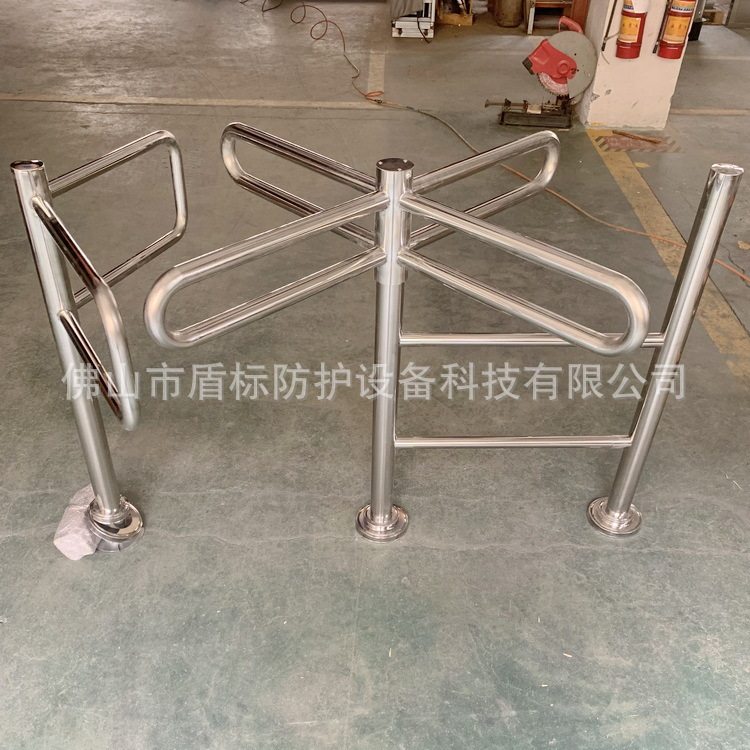 立柱式单向十字旋转半高转闸门不锈钢出入口人行道闸公园景区滚栅