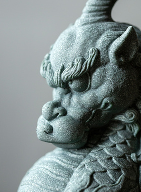 青砂石茶宠摆件中式国潮逗兽记桌面装饰办公室摆件鱼缸造景