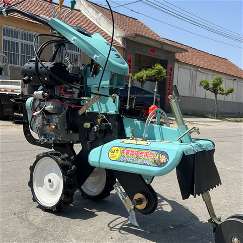 新款大姜开沟机大葱开沟培土机田园管理机草莓开沟机小型果园