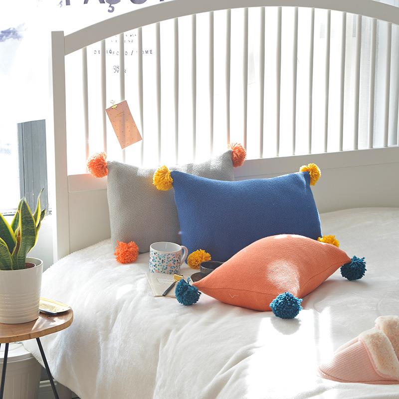 直销新款撞色球球抱枕 丹麦ins风格情侣沙发靠枕腰枕 可爱车用靠