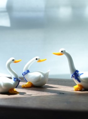 热销纯手工琉璃可爱大白鹅桌面摆件白天鹅生日祝福礼物家居书桌装