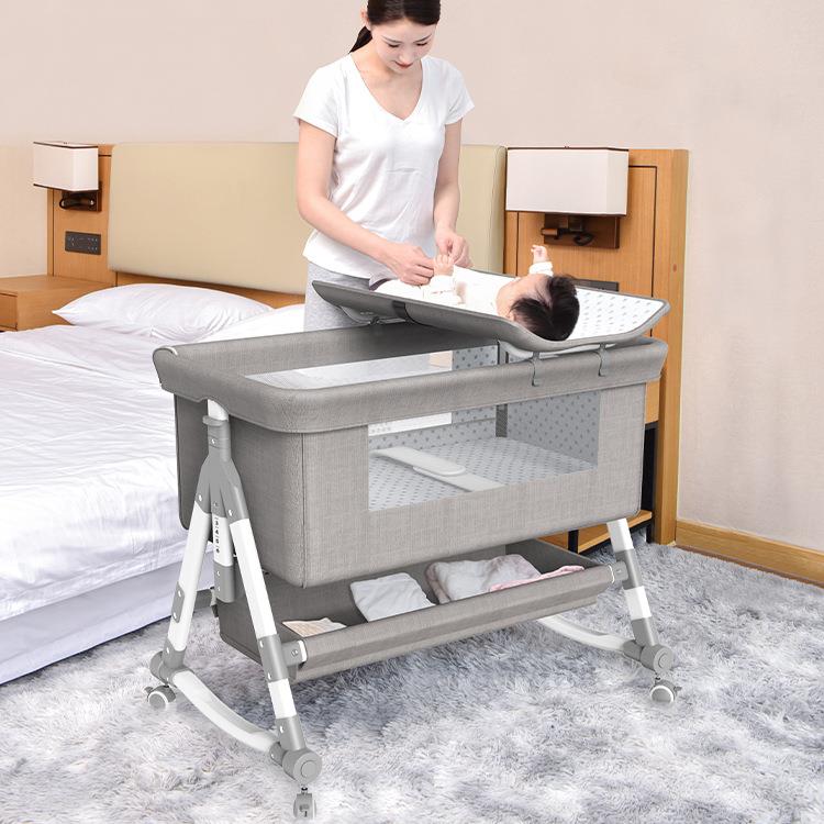 婴儿床可移动多功能宝宝床便携式折叠拼接大床新生儿摇篮仿生小床