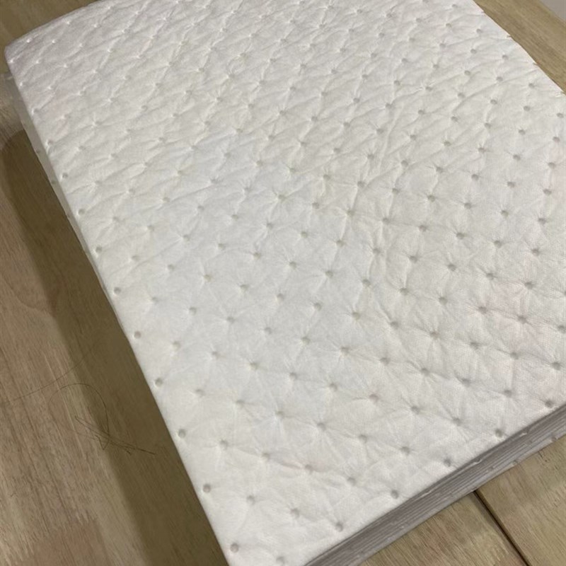 热销工业用吸油棉吸油垫 聚丙烯水面吸油卷 艾灸过滤车间加油站吸