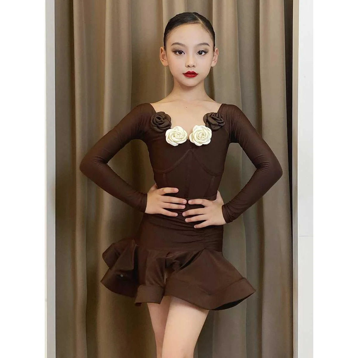 菲贝咔2024新款儿童服拉丁练功咖色舞蹈套装演出服训练舞蹈表