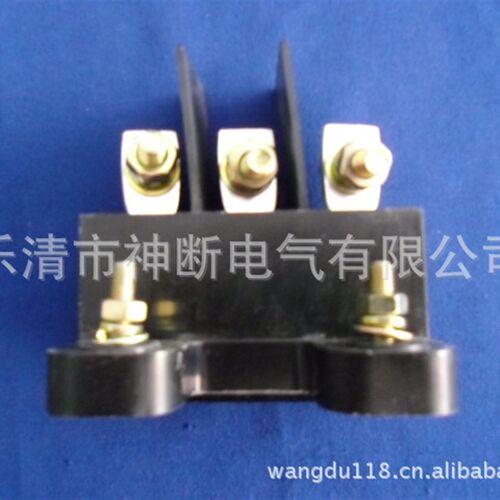 【销售e】塑料断路器空气开关TO-100用插入式装置