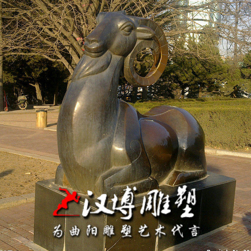 仿铜玻璃钢卡通鸡十二生肖动物雕塑园林城市景观装饰小区庭院美陈