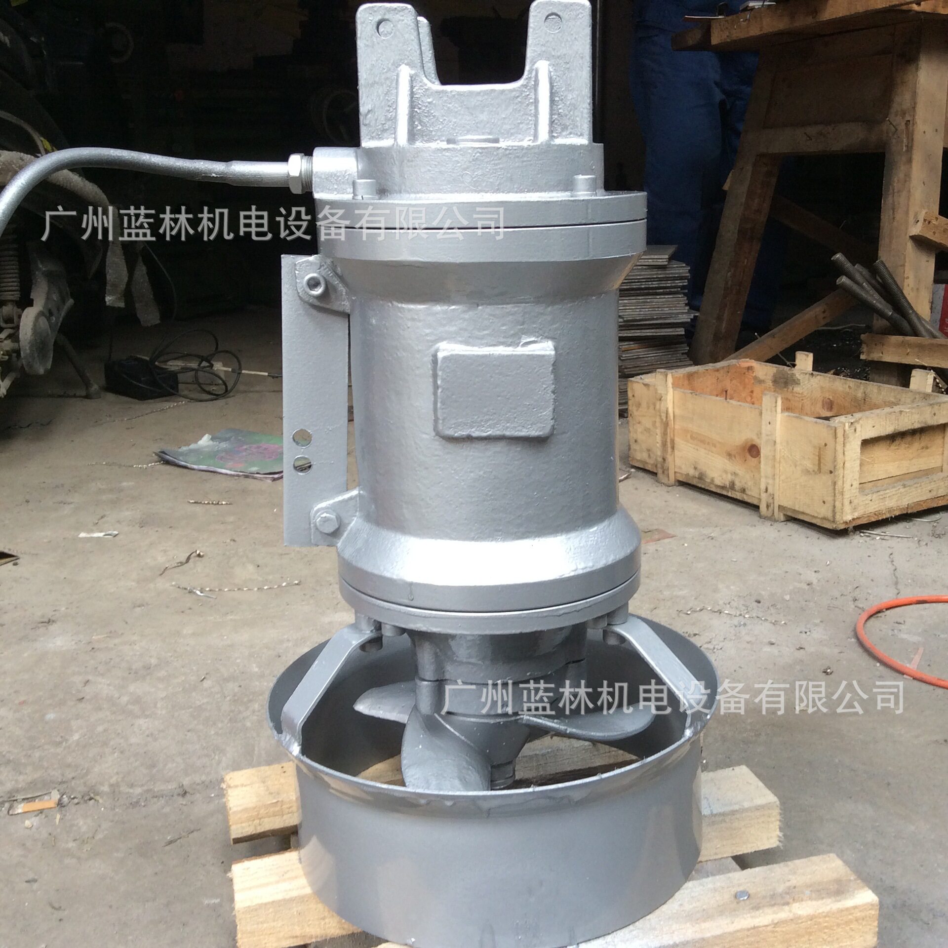 潜水搅拌机QJB3-8铸件式和不锈钢起吊系统推进器污水池潜水泵