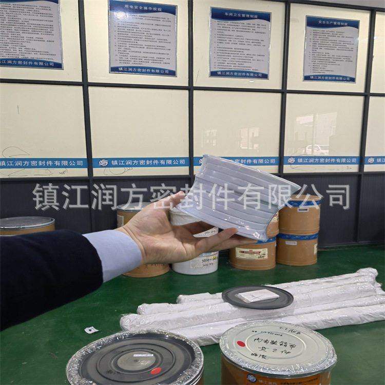 F4膨体四氟密封软带2025