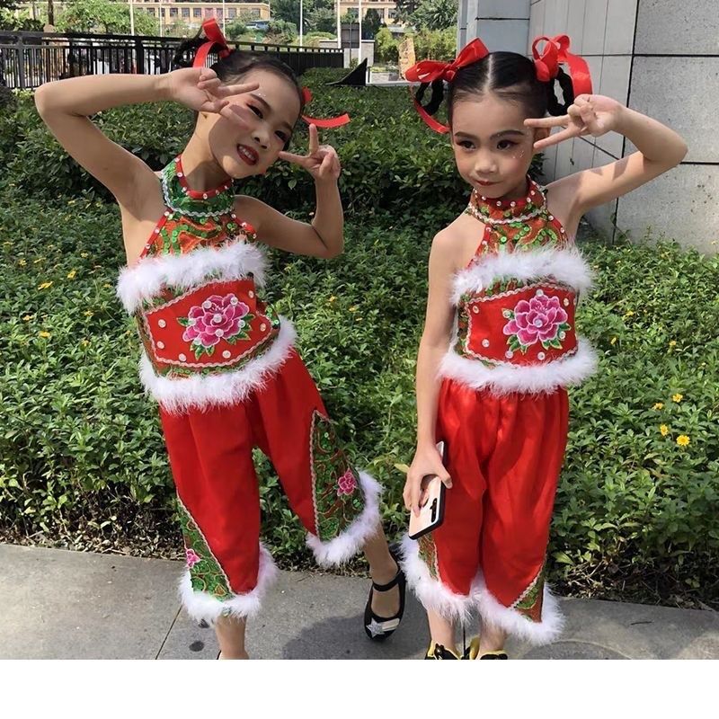 新款儿童秧歌服妞妞看戏舞蹈服中国梦六一喜庆演出U服幼儿园表演