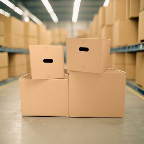 搬家纸箱a瓦楞纸箱厂家直销加厚特硬快递纸箱大号带扣手搬家纸箱