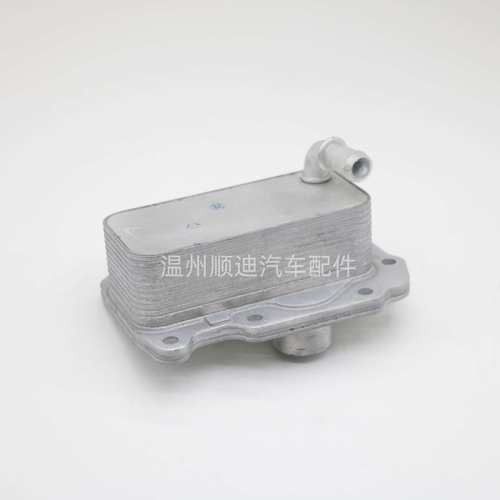 LR075630/LR073678/G4D3-6A642-BB,机油冷却器散热器油冷器