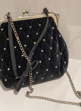 现货甜妹链条bibi*y宴会可爱少女日系手提宴会斜挂Y黑刺绣小包