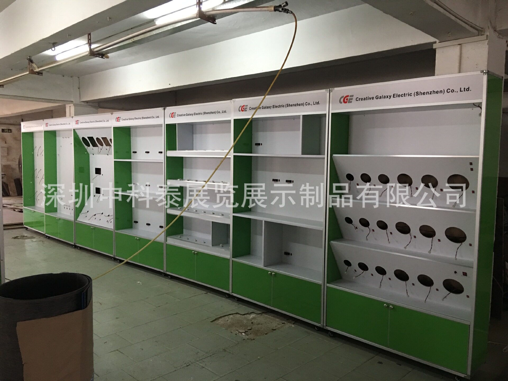 LED节能照明展示箱,测试箱,灯饰展柜,展架,展板,灯具产品展厅