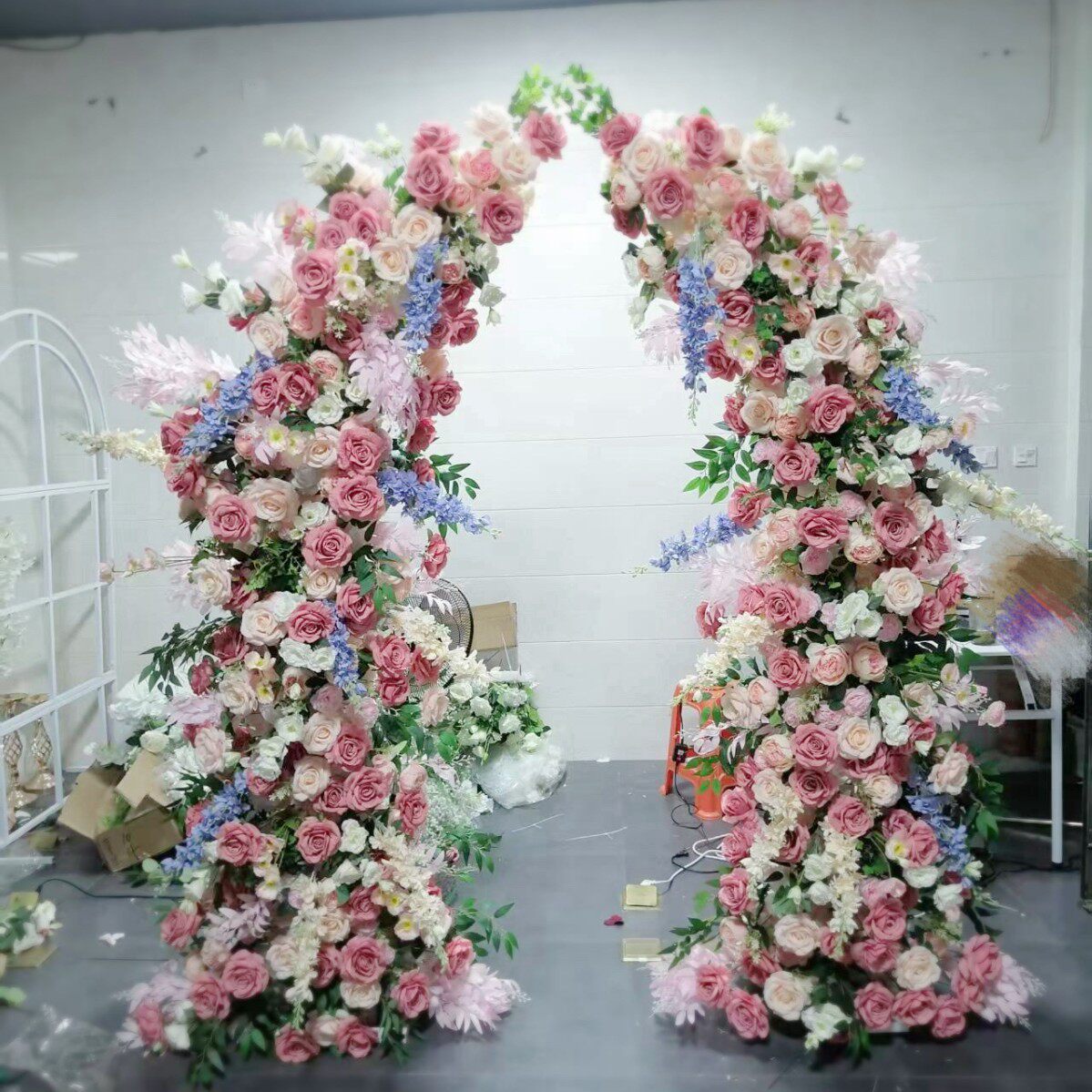 仿真花粉色牛角架子花艺婚礼生日派对迎宾背景布置羊角花拱门花
