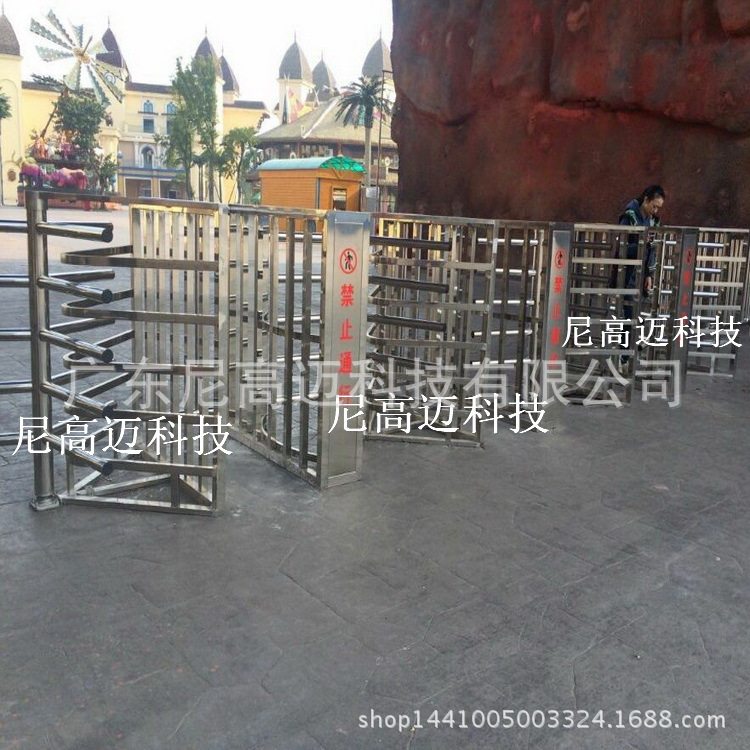 供应重庆乐和乐都主题公园出口单向门半高单向旋转闸手推转閘