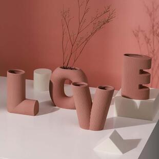 饰摆件 北欧创意艺术LOVE字母条纹陶瓷花瓶客厅插花家居装