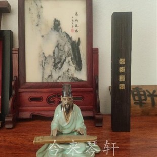 弹琴复长啸琴斋文玩琴馆琴坊琴室琴房古琴家展览琴桌对弹古琴摆件