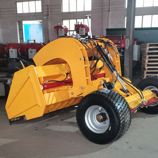 卫星平地机伸缩式地面刮平拖拉机土壤整平机农业牵引激光平地机