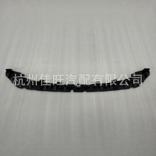 适用于丰田2022款塞纳水箱下导流板前52618-08030