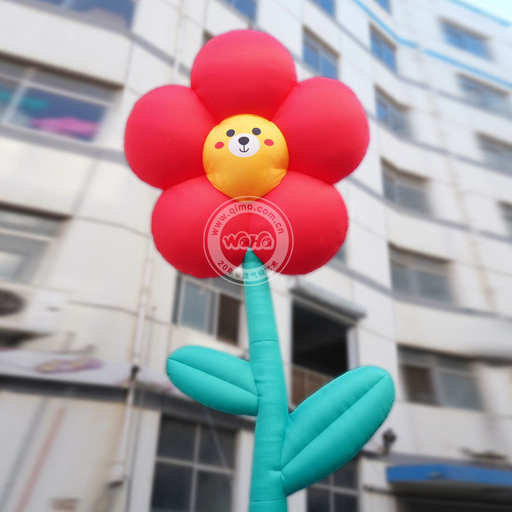 春季商场美陈开花卡通气模