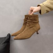 春季 黑色细跟尖头低跟小高跟裸靴女2026新款 秋冬绒面堆堆靴0128ed