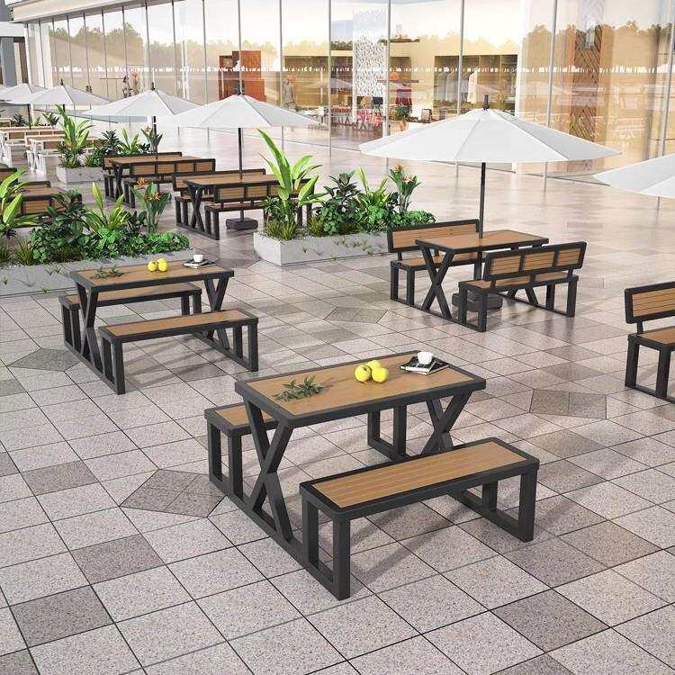 户外庭院露天防水防晒连体桌椅室外商用餐桌塑木靠背长条桌椅组合