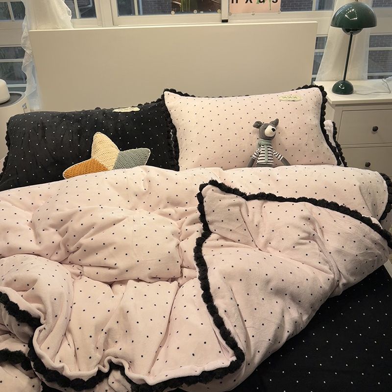 奶油粉波点加厚牛奶绒四件套