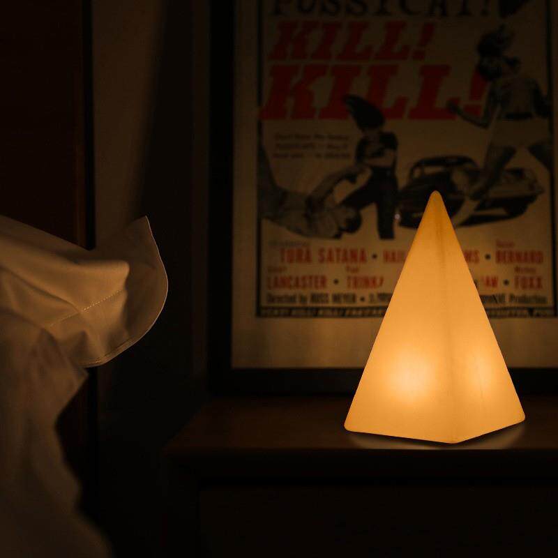 LED发金字塔RGB七饰彩桌小夜灯装光灯酒吧凳灯庭院可调光HQJ三角