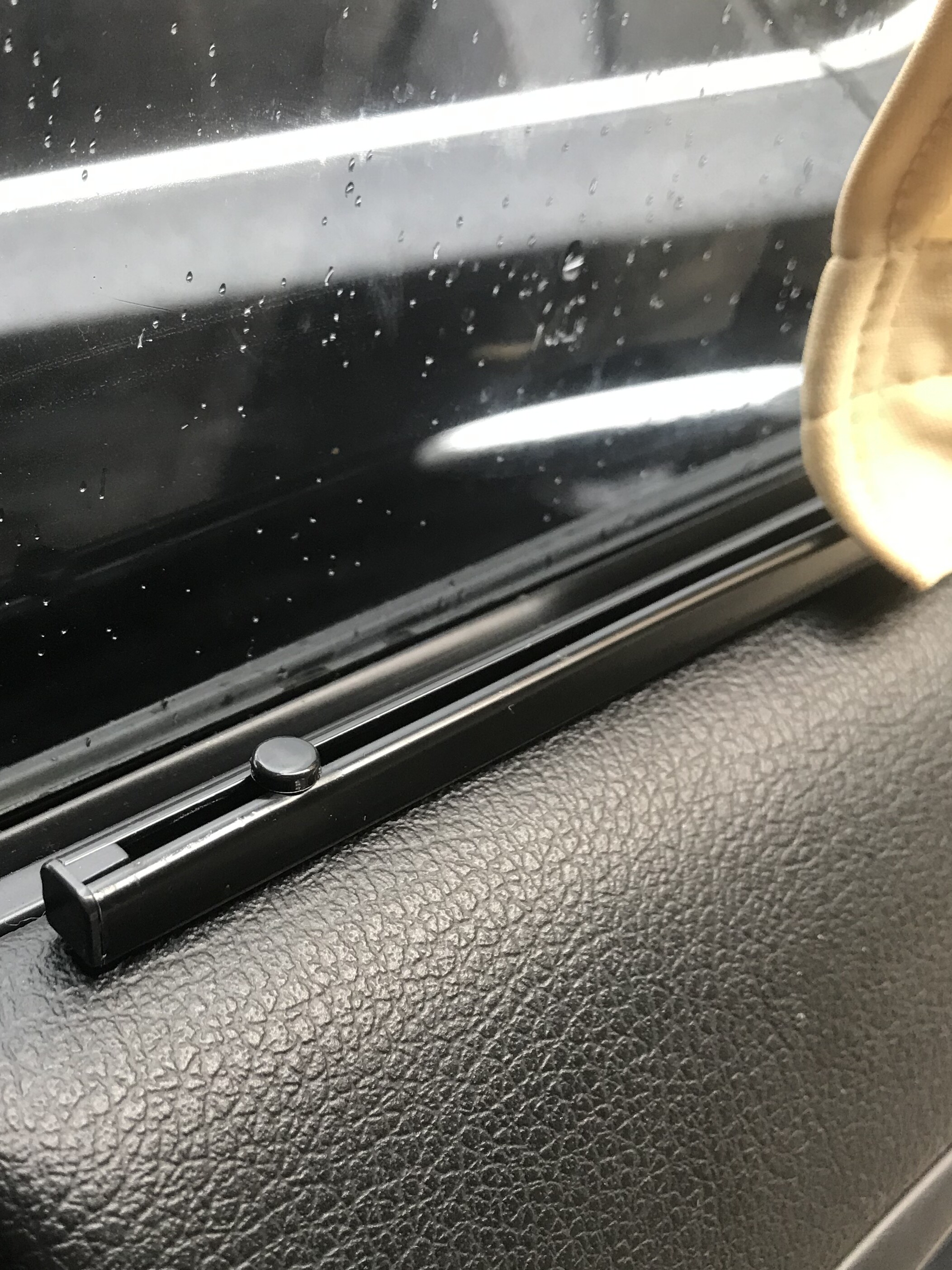 上下双轨汽车窗帘遮阳隔热通用
