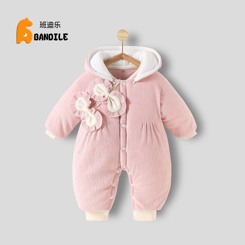 婴儿棉袄冬季加厚女宝宝连体衣护肚可拆帽设计新生小孩爆款外出服