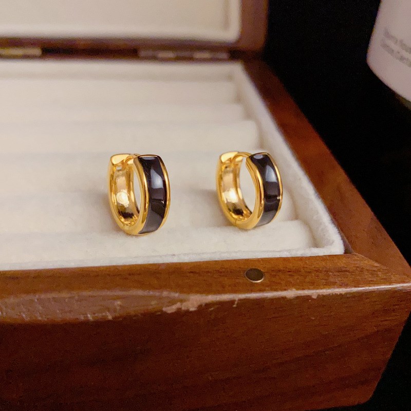 小众时尚简约设计感滴油圆形耳扣女网红个性轻奢气质百搭耳圈