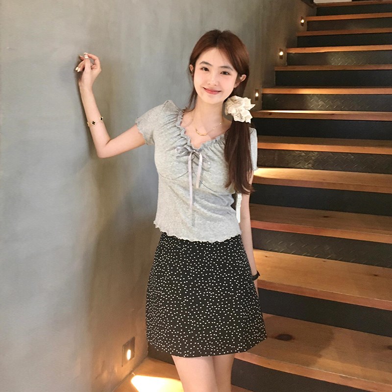 小个子A字半身裙短袖套装裙女夏季新款设计感小众修身显瘦两件套