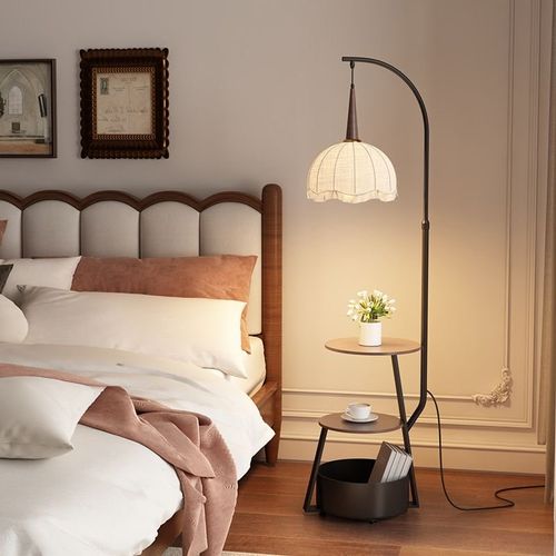 2025新款客厅氛围落地灯沙发旁边高级感卧室床头灯置物架一体台灯