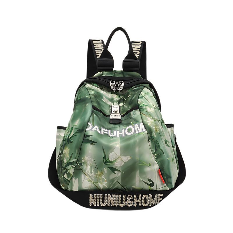 夏季绿色旅行双肩包女2024新款时尚休闲女士背包外出旅游防水轻便